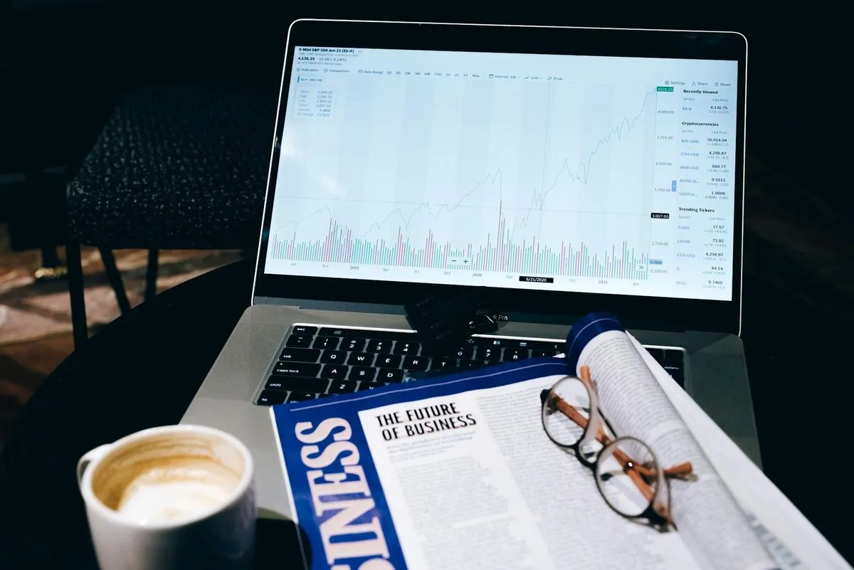 Examen SEO gratuit en 2026 : vrais outils et pièges