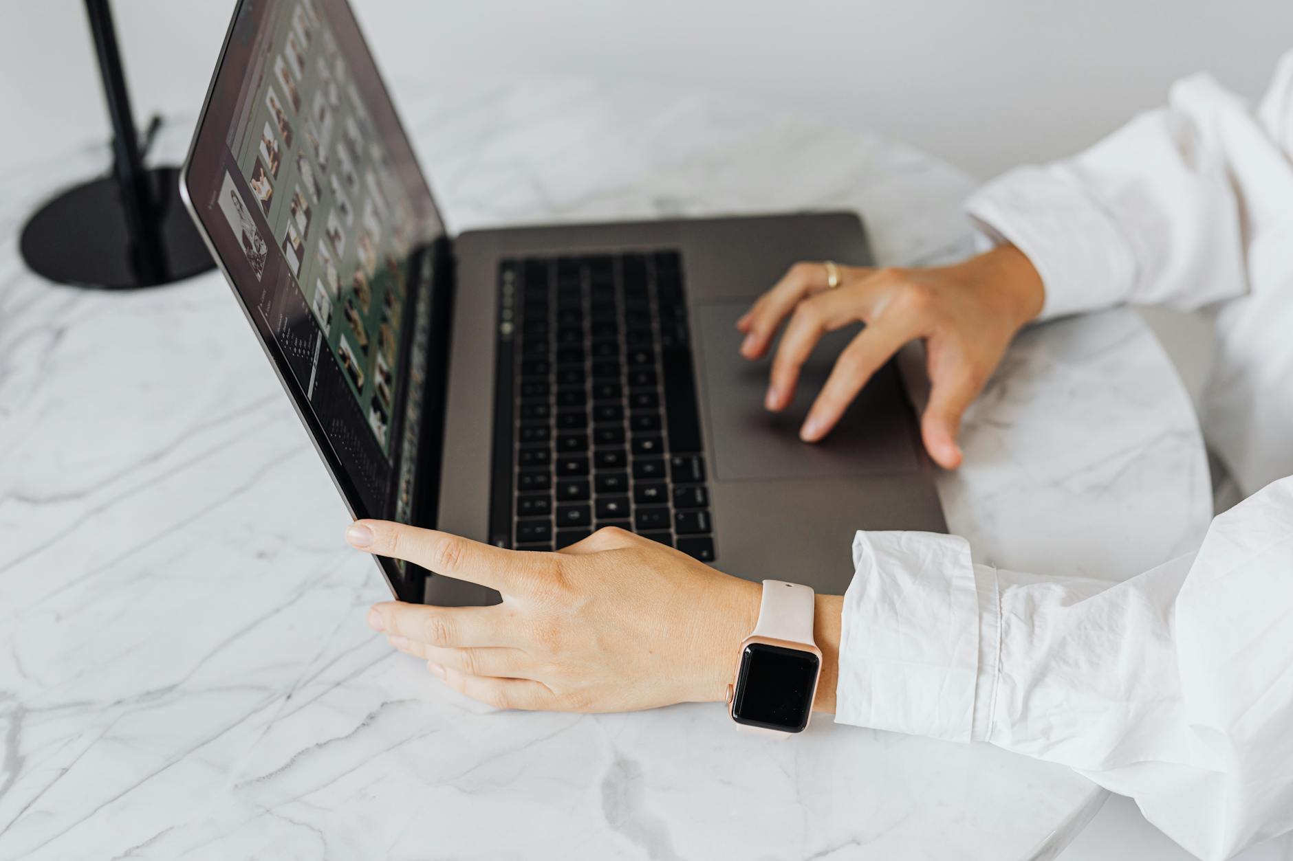 Création site internet artisan : guide complet pour trouver